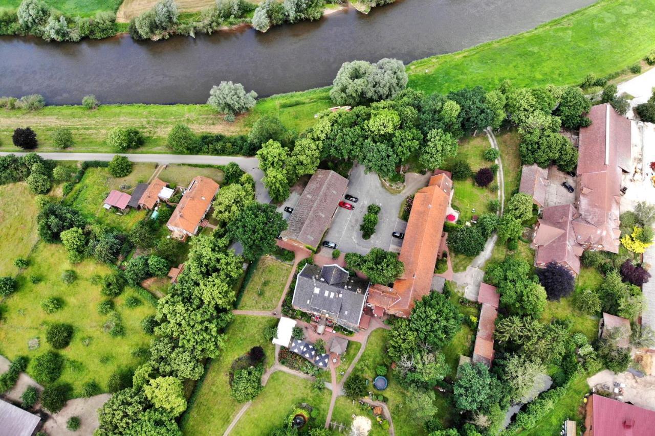 Land-Gut-Hotel Allerhof Frankenfeld Exteriör bild
